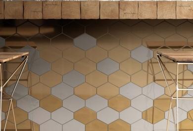 Scale Benzene Metallic Gloss