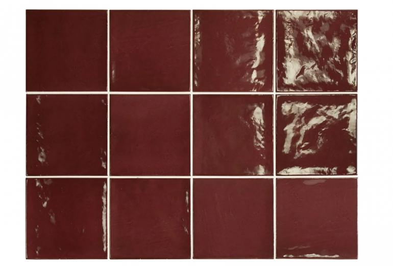 Village Aubergine Gloss 13,2x13,2