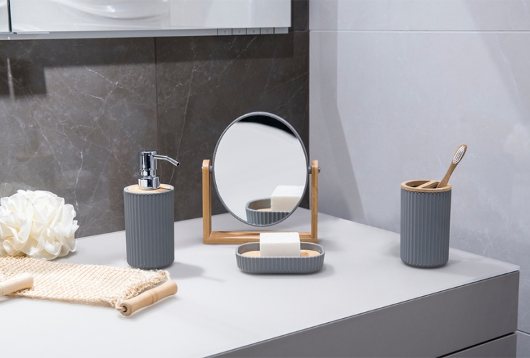 Dozator sapuna Rayo 300 ml