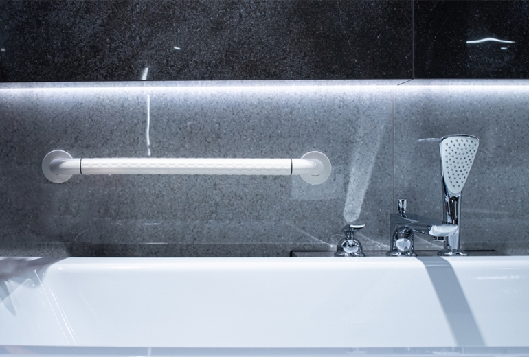 Zidni držač White 60 cm