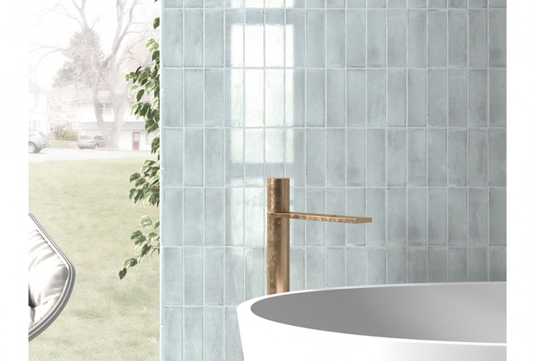 Miyako Blue Moon Gloss 5x15