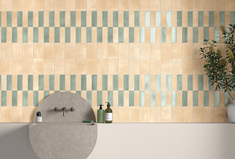 Miyako Oil Blue Gloss 5x15