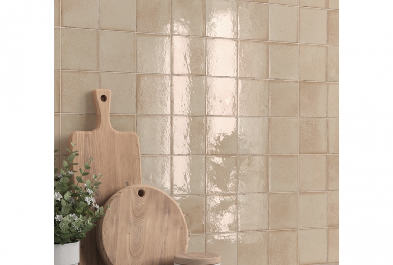 Bohemian Peach Gloss 10x10