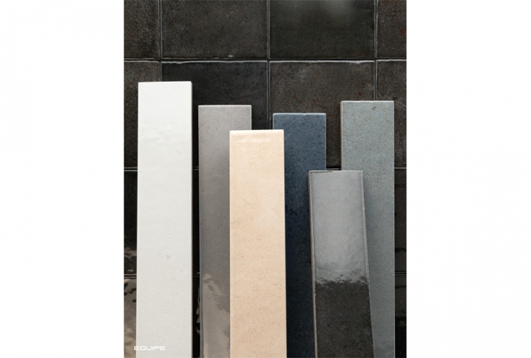 Verticale Moody Blue Gloss 10x10