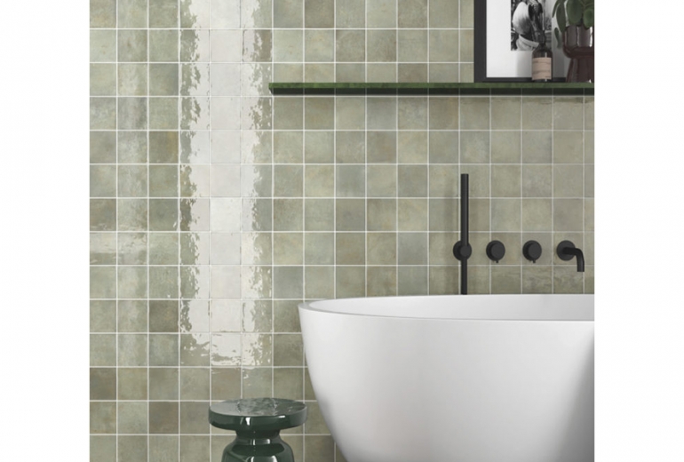 Verticale Green Field Gloss 10x10