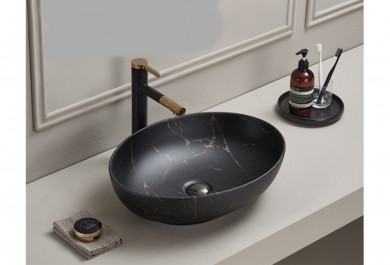 Kimic oval 52 Gold Black